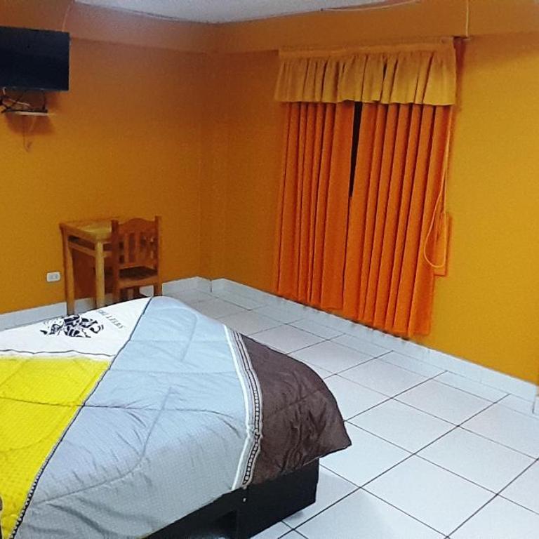 Hotel Selena 1 - Queen Room - 2