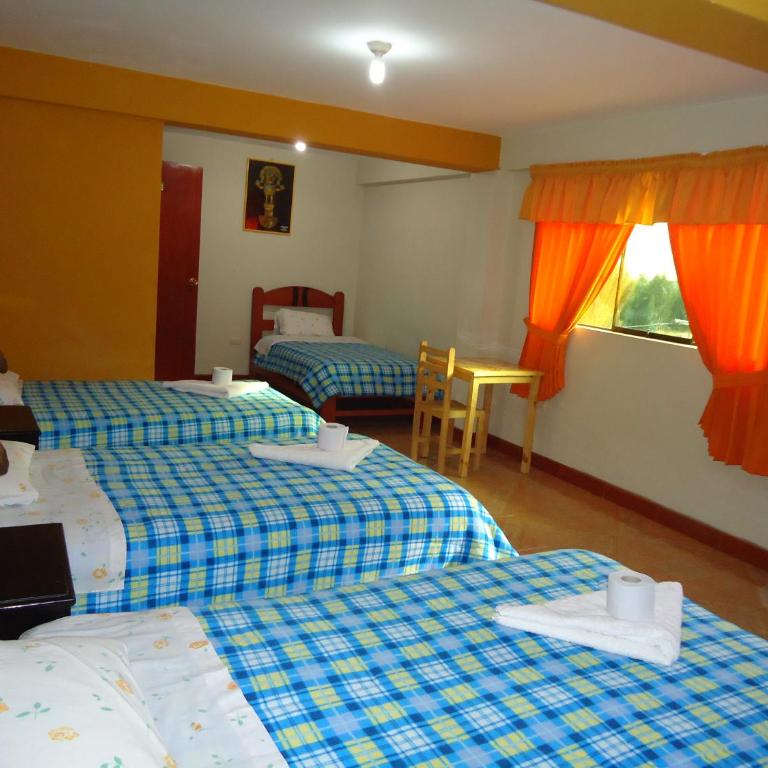 Hotel Selena 1 - Quadruple Room with Bathroom - 3