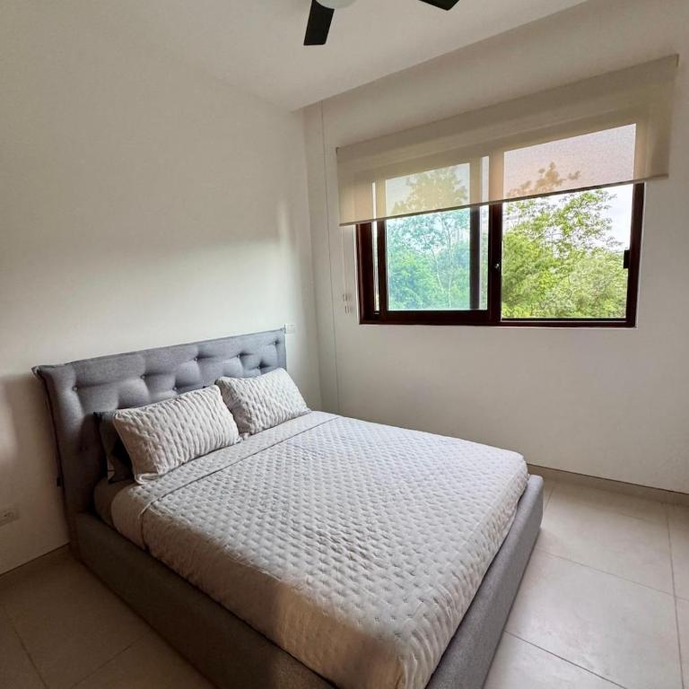Luxury Oasis Condo Pools, Rooftop & Paddle, Tennis - Two-Bedroom Apartment - 25