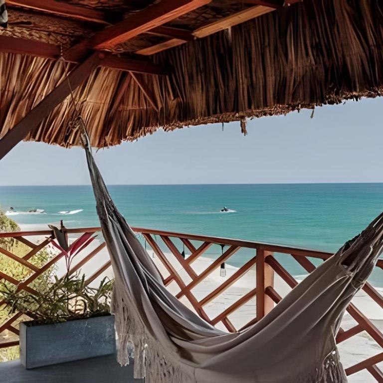 302 Beachfront Hotel Jaguar · Breakfast · Spa · AC - Bungalow - 34