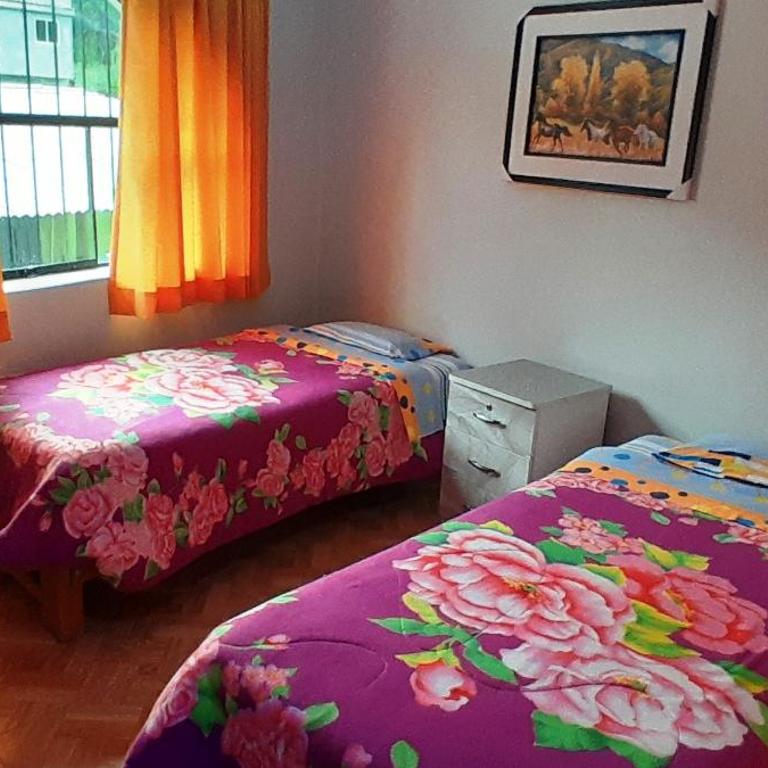 Hostal Selena - Double Room with Private Bathroom - 3