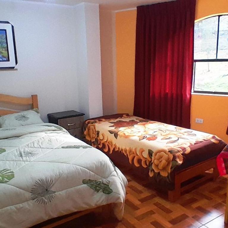 Hostal Selena - Deluxe Double Room (2 Adults + 1 Child) - 6