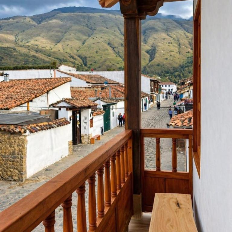 Boutique La Gloria - Three-Bedroom Apartment - 11