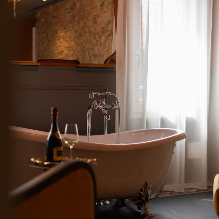 Spaccavento Boutique Rooms - Camera King con Vasca Idromassaggio - 14