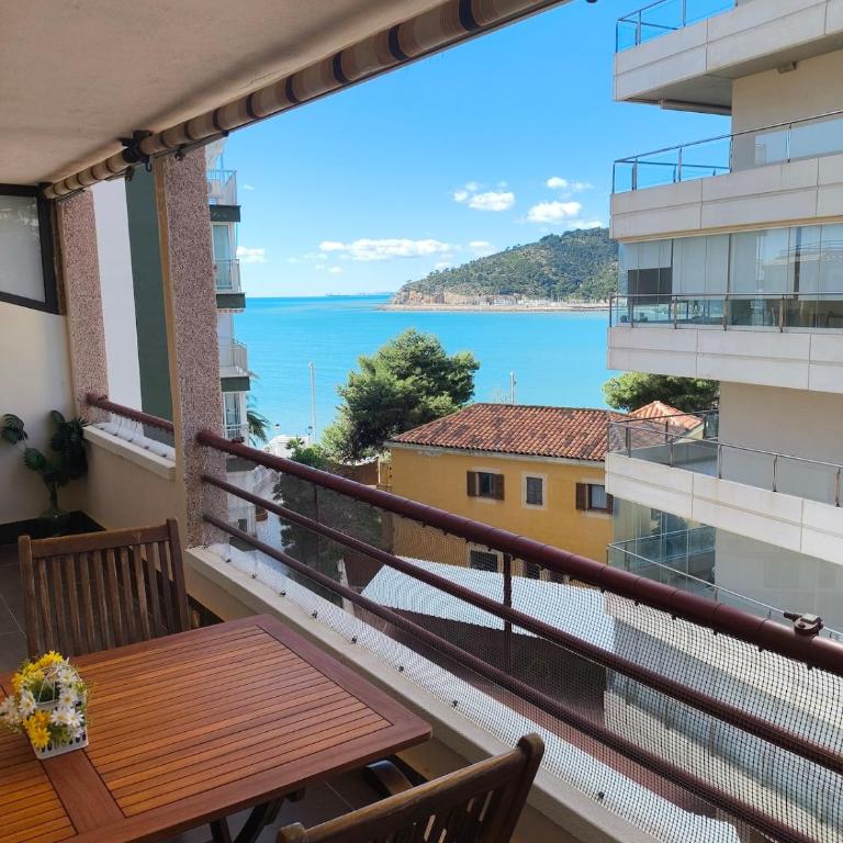 Apartamento Oropesa Playa - Apartamento Deluxe de 2 dormitorios con balcón - 1