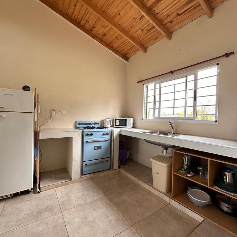 Cabaña en cañuelas - Casa de 2 dormitorios - 2