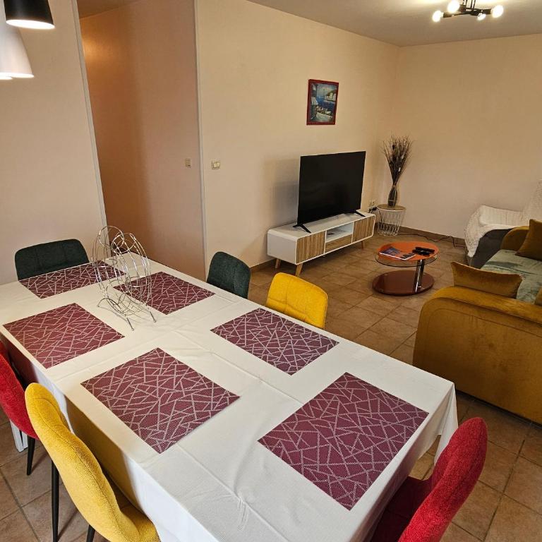 Maison de plain-pied jardin calme - 6 pers. - FR-1-71-112 - Casa - 11