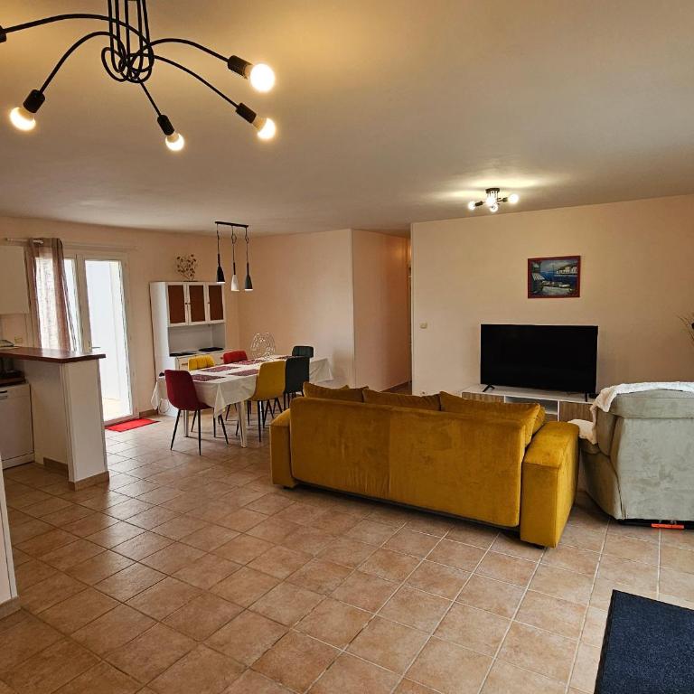 Maison de plain-pied jardin calme - 6 pers. - FR-1-71-112 - Casa - 15