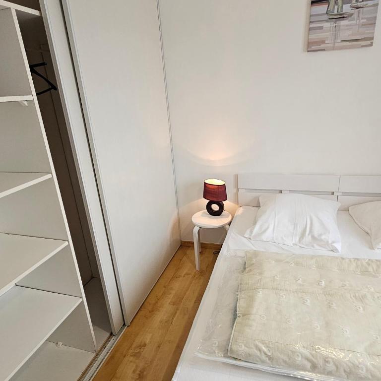 Maison de plain-pied jardin calme - 6 pers. - FR-1-71-112 - Casa - 17