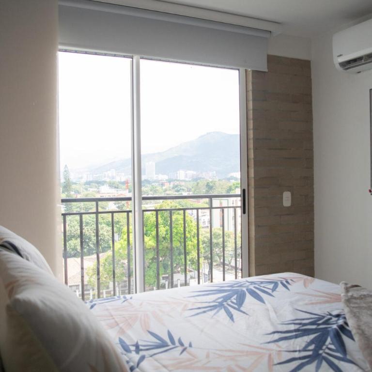 Refugio Moderno en el Norte - Apartamento de 1 dormitorio con balcón y vistas a la montaña - 2