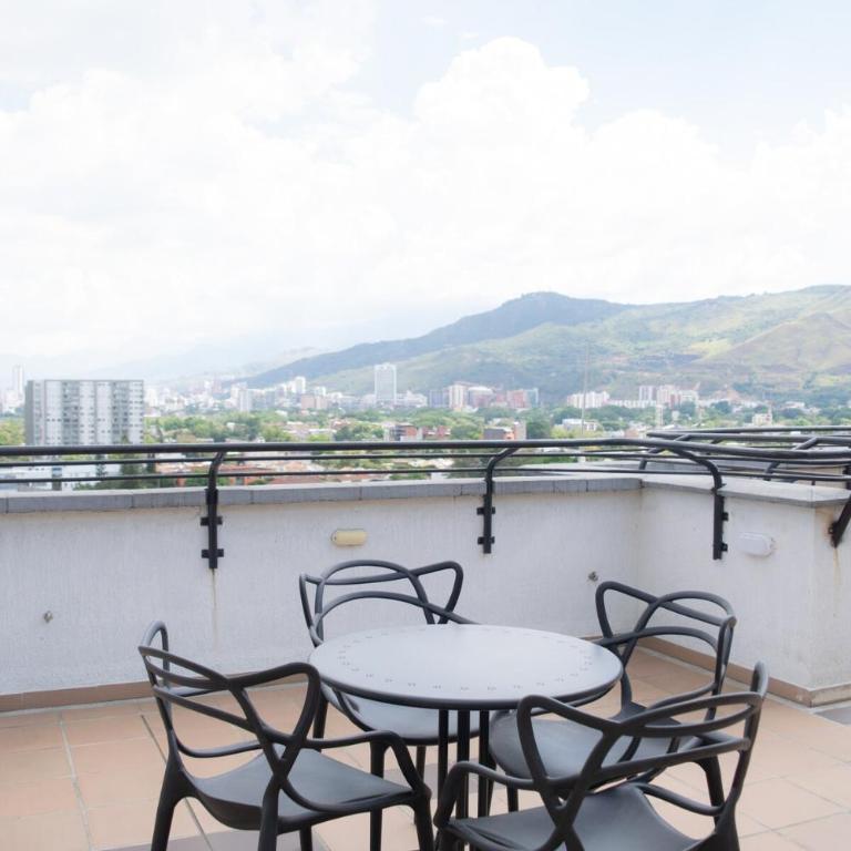 Refugio Moderno en el Norte - Apartamento de 1 dormitorio con balcón y vistas a la montaña - 16