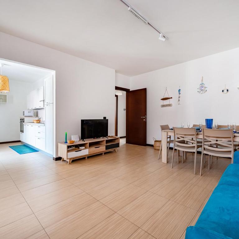 Viadelmare Apartment Monopoli 200m Sea - Happy Rentals - Appartamento con Terrazza - 2