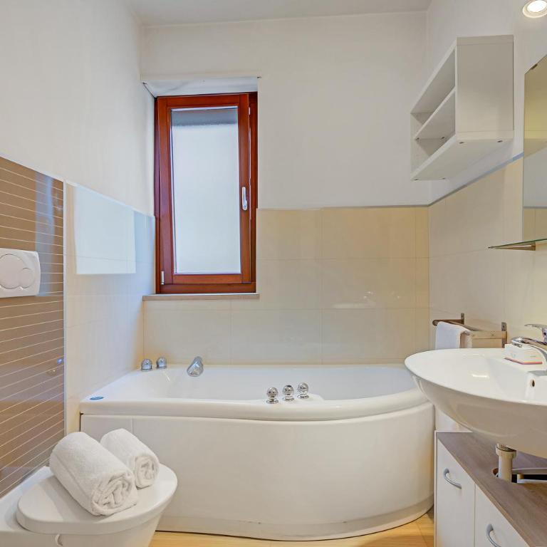 Viadelmare Apartment Monopoli 200m Sea - Happy Rentals - Appartamento con Terrazza - 24