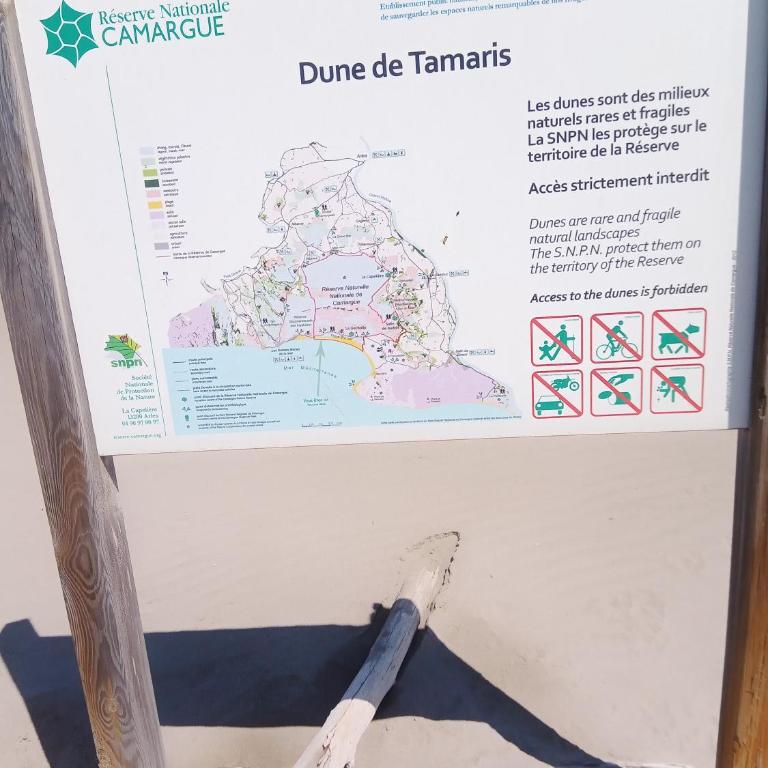 Chambre les flamants, climatisation, avec vue imprenable sur les étangs, petit déjeuner offert - Chambre Double – Vue sur Lac - 8