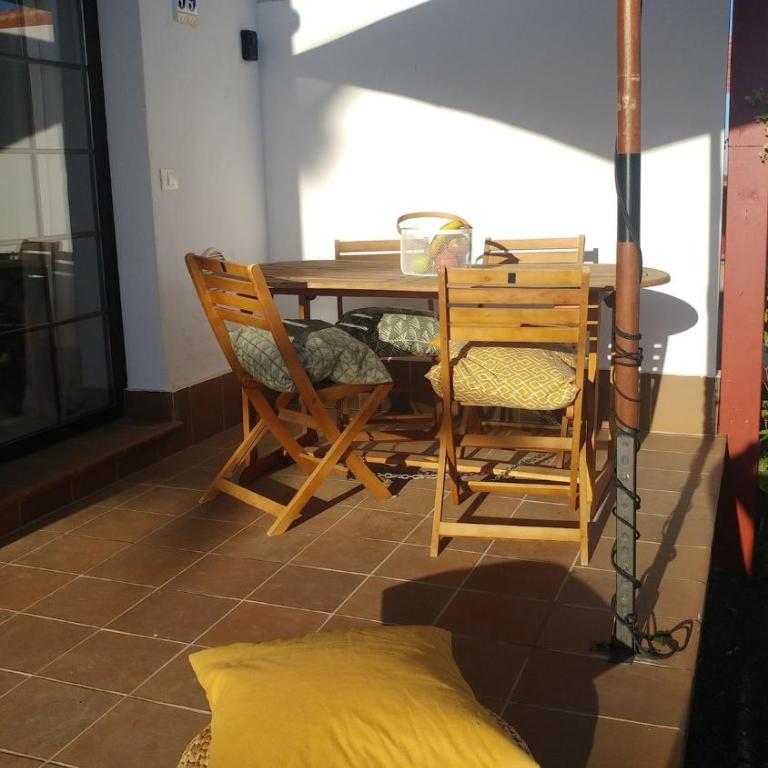 Cozy bungalow in a quiet residential area - One-Bedroom Apartment - 4