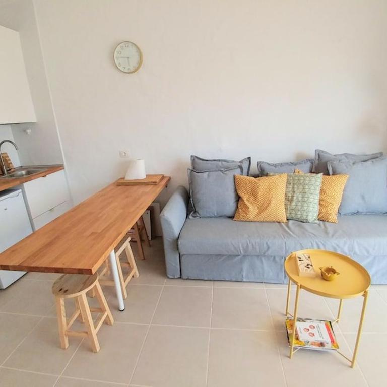 Cozy bungalow in a quiet residential area - One-Bedroom Apartment - 25