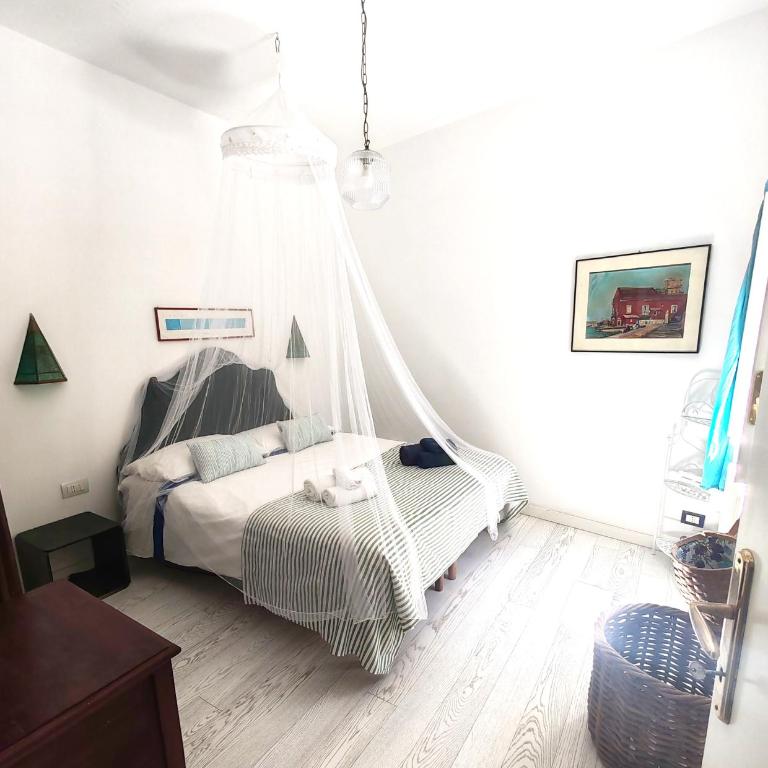 Panoramic Sea-View Apartments with Terrace, Marina della Lobra - Appartamento Deluxe - 8
