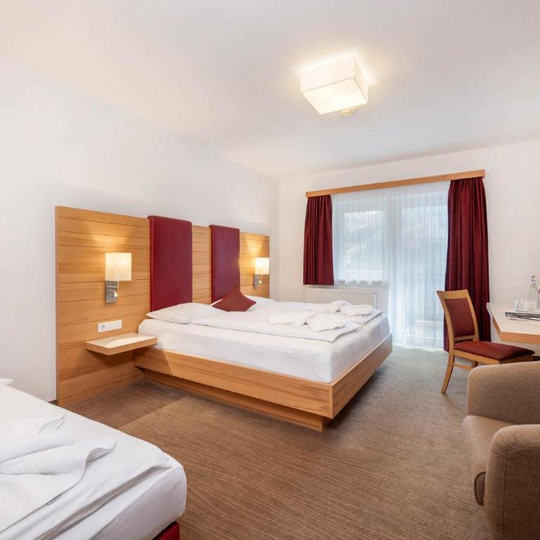 Hotel Sonnschupfer - Dreibettzimmer - 16