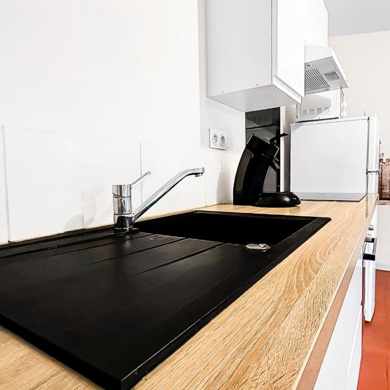 Chez Léna - T2 Cosy & Equipé - Proche Cité médiévale - Apartment mit 1 Schlafzimmer - 12