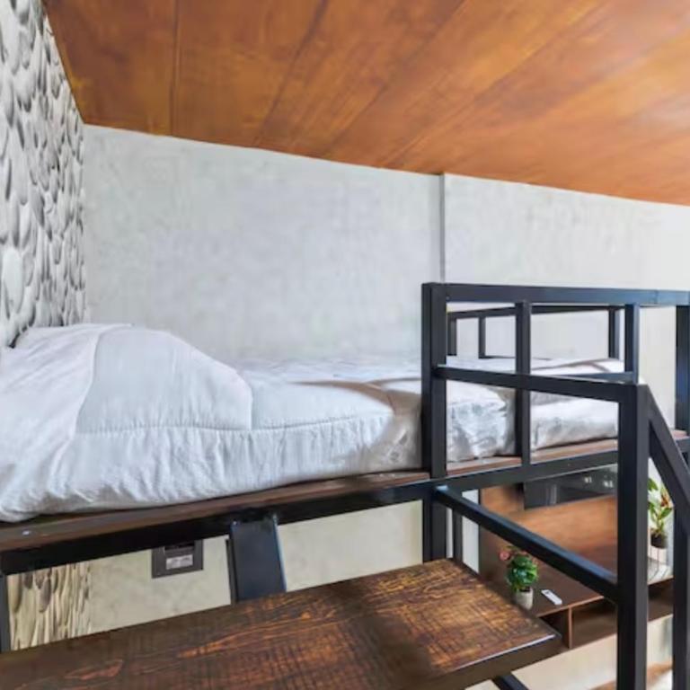 Departamento doble altura con balcón y alberca - One-Bedroom Apartment - 6