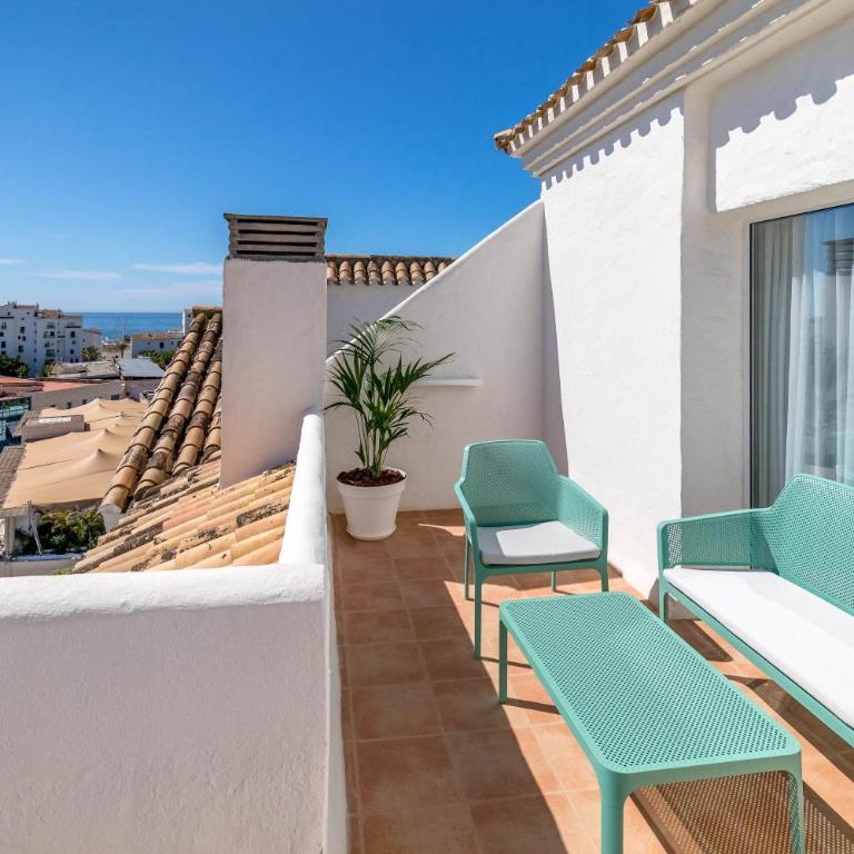 Occidental Puerto Banús - Suite Junior (2 adultos + 1 niño) - 6