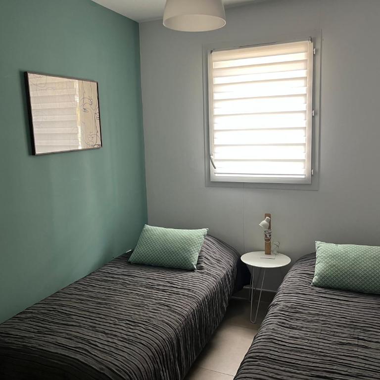 Appartement neuf, climatisé, piscine, terrasse - Appartement 2 Chambres - 5