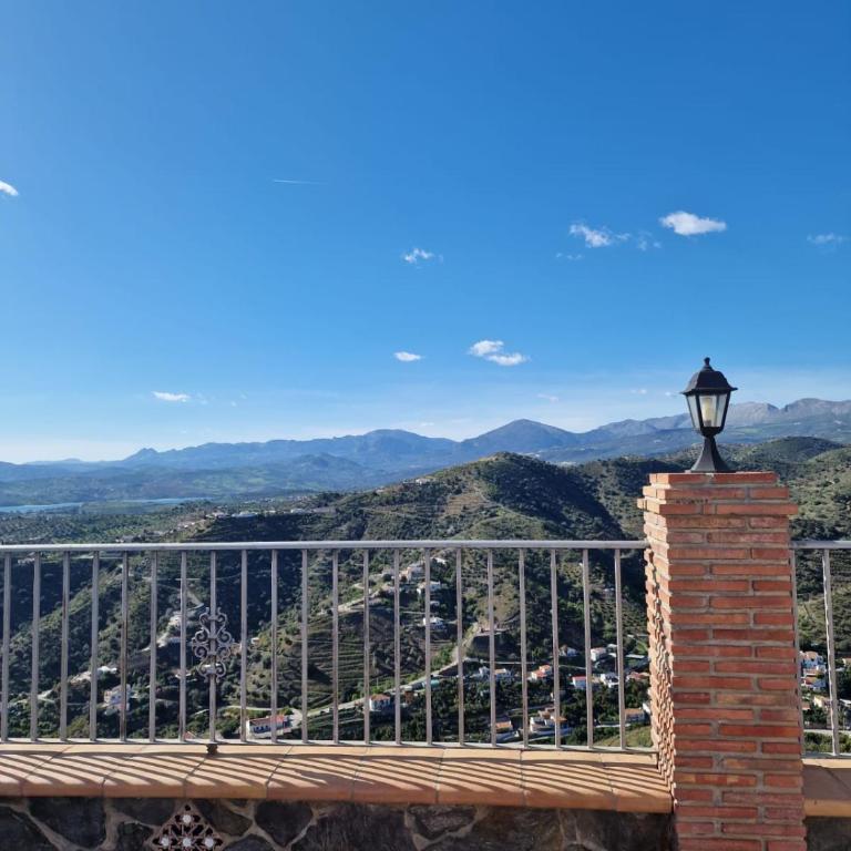 La Viña de la Tireta Casa Rural con impresionantes vistas, chimenea, barbacoa y piscina a 20 min de la costa - Villa con piscina privada - 56