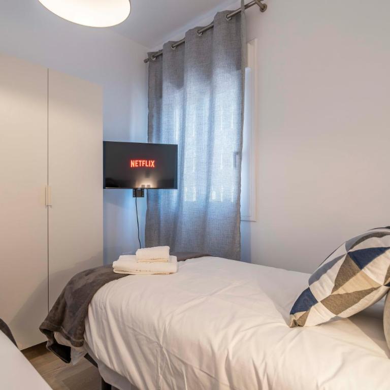 Casa Faro, Apartment with private rooftop terrace, 5 minutes from La Viborilla beach, Benalmádena - Apartamento de 2 dormitorios - 18
