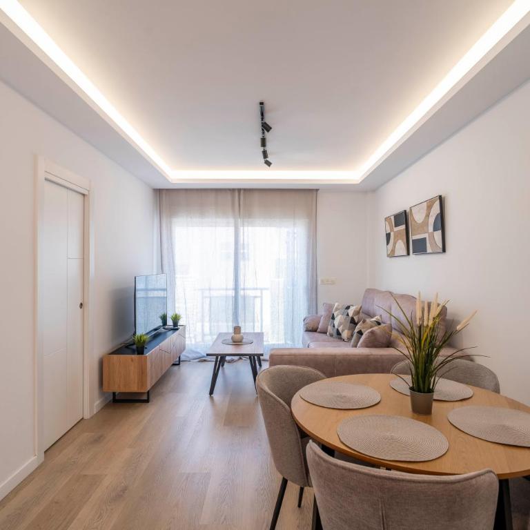 Casa Faro, Apartment with private rooftop terrace, 5 minutes from La Viborilla beach, Benalmádena - Apartamento de 2 dormitorios - 24