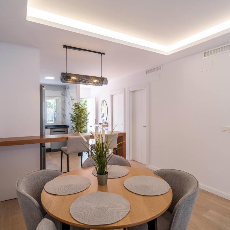 Casa Faro, Apartment with private rooftop terrace, 5 minutes from La Viborilla beach, Benalmádena - Apartamento de 2 dormitorios - 10