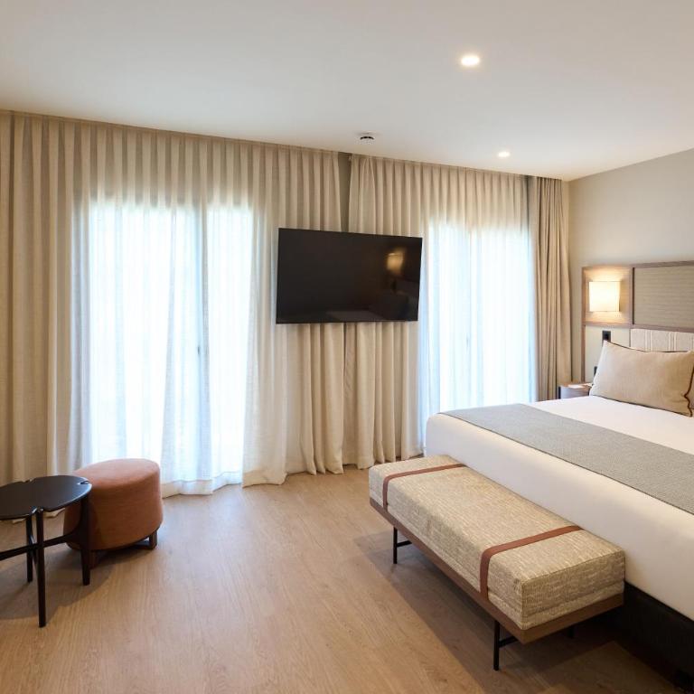 Catalonia Barcelona Beach - Family Deluxe Junior Suite - 3