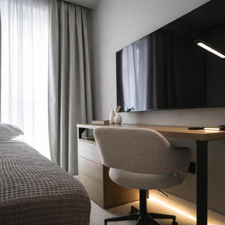 AZULIS Tigellio Suite 2 - Spacious & Renovated 2BR, Old Town Olbia - Appartamento Deluxe con 2 Camere da Letto - 3