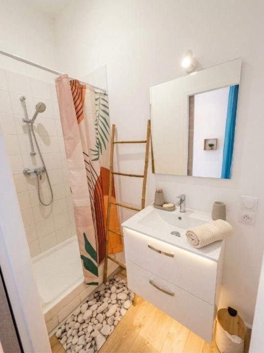 Charming Studio in Heart of Beziers Near Cathedral and Shops - Appartement 1 Chambre - 2