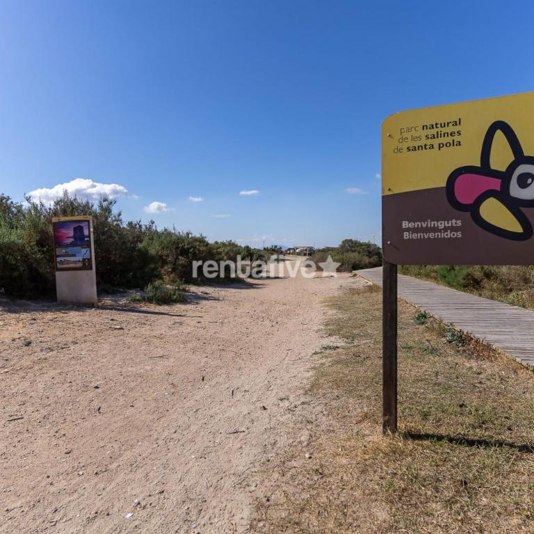 rentafive - Adosado - Terraza - Playa - Apartamento - 2 niveles - 34