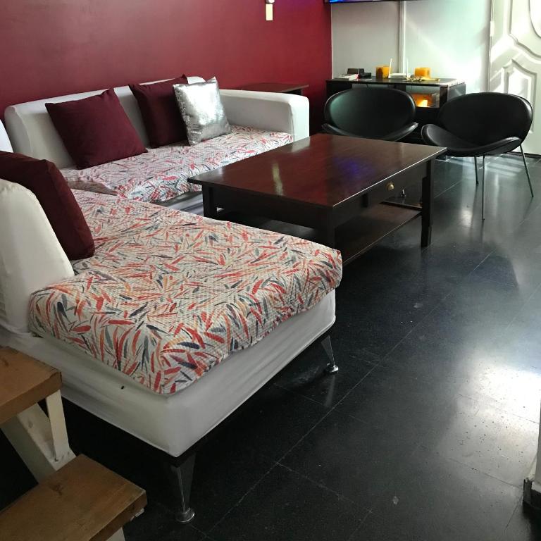 Duplex SM con ESTACIONAMIENTO - Two-Bedroom House - 1