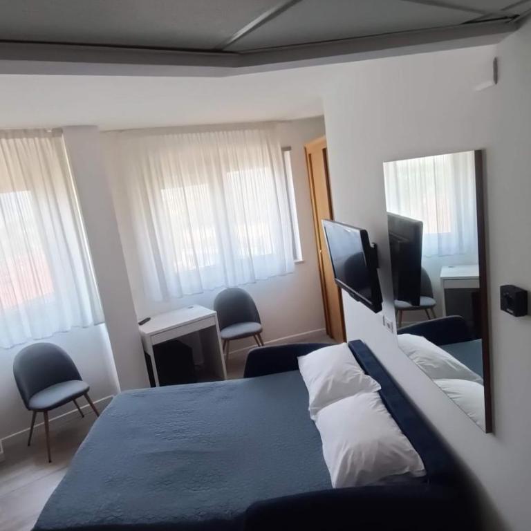 Hotel Everest Arco - Camera Quadrupla Economy - 3