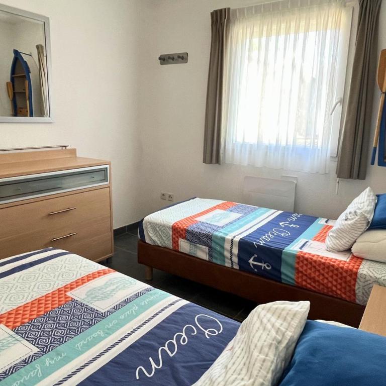 Villa Oasis - 3 chambres confortables - Piscine privée & Barbecue - Three-Bedroom Villa - 18