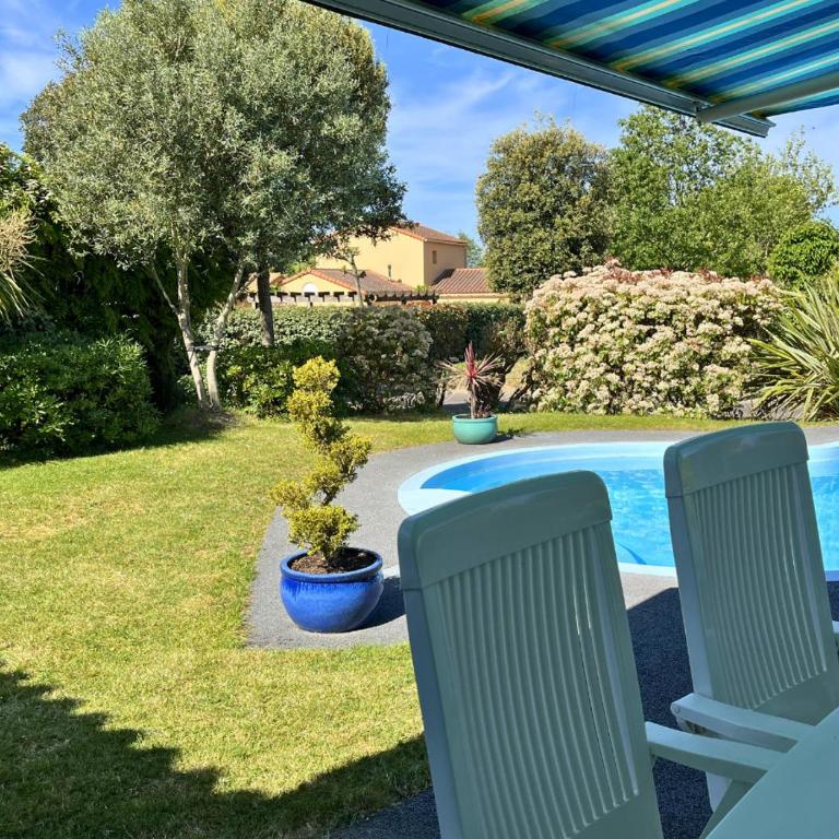 Villa Oasis - 3 chambres confortables - Piscine privée & Barbecue - Three-Bedroom Villa - 27