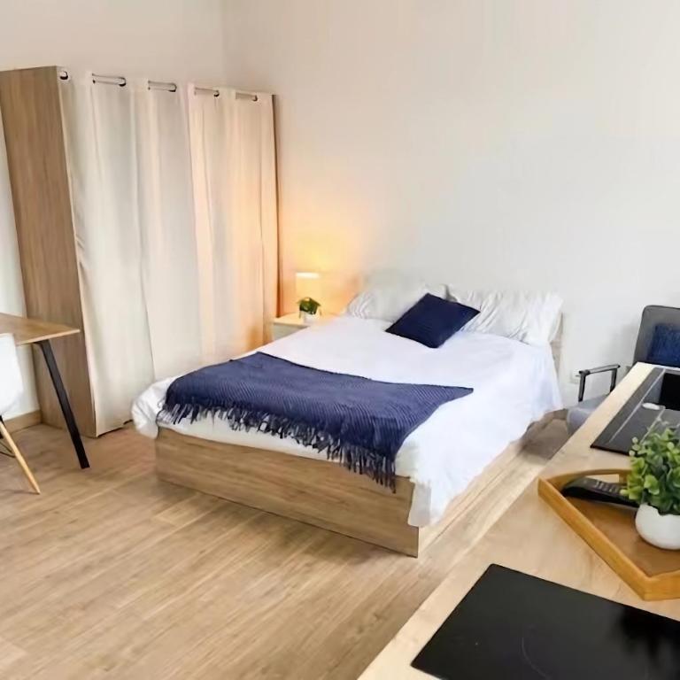 Rare Find Brand New & Fully Equipped Studio - Apartamento de 1 dormitorio - 2