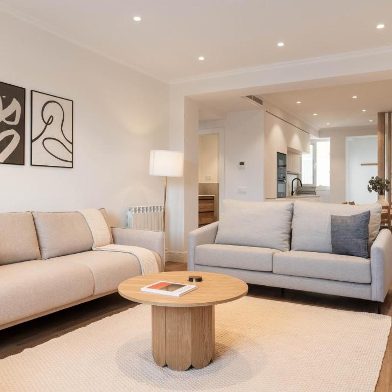 Adelfas en Madrid - Apartamento de 3 dormitorios - 2