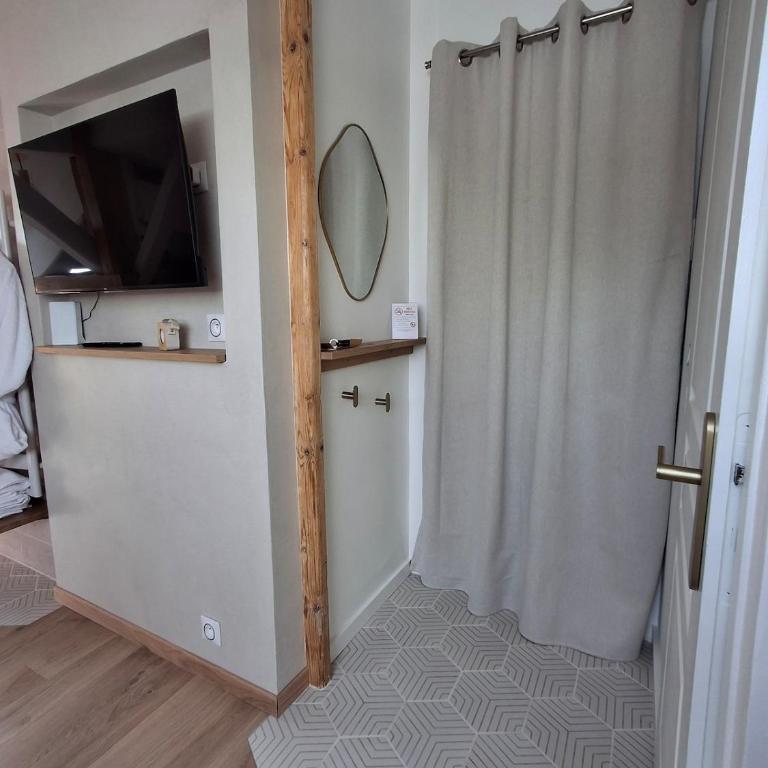 Le 182 - Splendide Hotel - One-Bedroom Apartment - 18