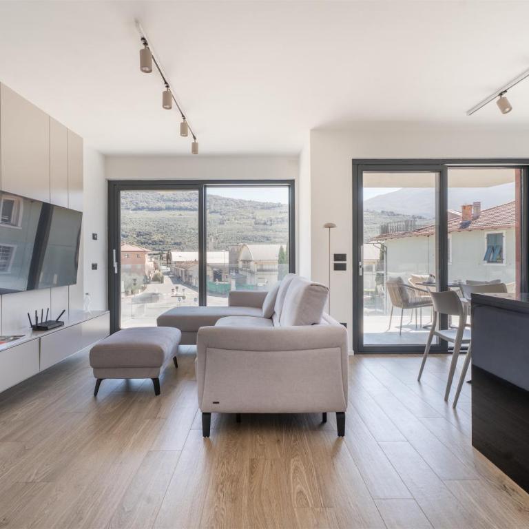 Casa Blue, sunny living - Appartamento con 2 Camere da Letto e Terrazza - 1