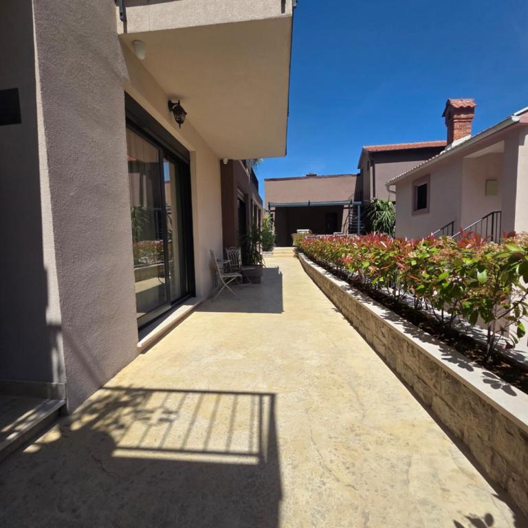 Marea DeLuxe Apartments - Duplex Apartment - 25