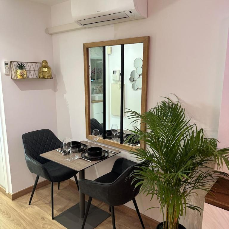 Luxury beachfront studio, garden & private parking - Appartement 2 Chambres - 14