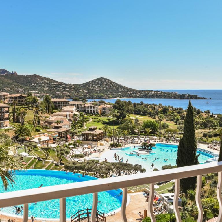 Hôtel de l'Esterel Pierre & Vacances - Chambre Double avec Climatisation et Terrasse ou Balcon - Vue sur Mer - 1