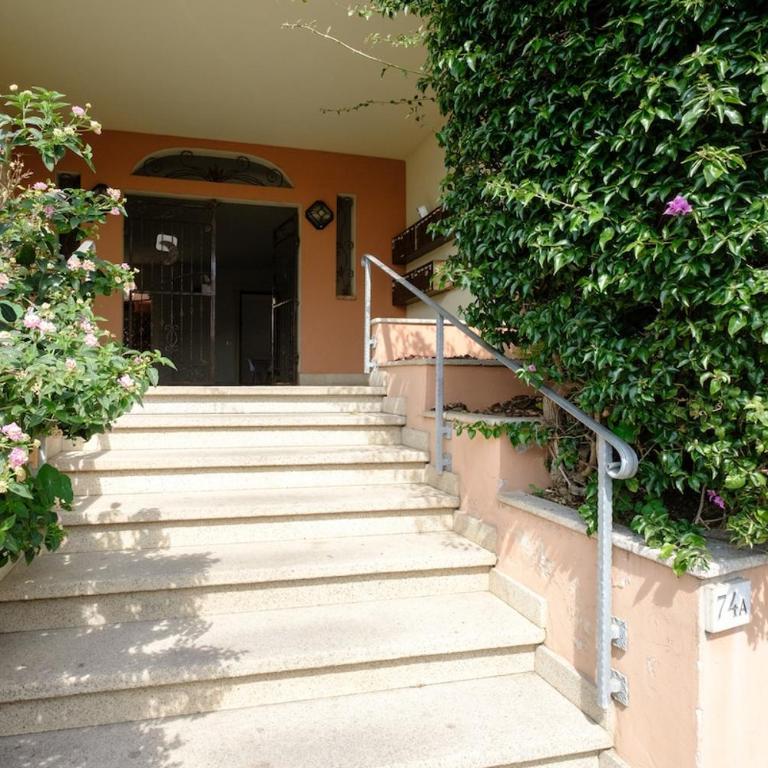 Luminoso bilocale con veranda a Olbia - Appartamento con 1 Camera da Letto - 3