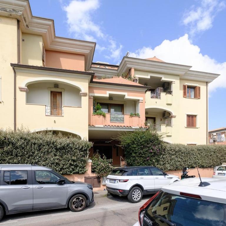 Luminoso bilocale con veranda a Olbia - Appartamento con 1 Camera da Letto - 2