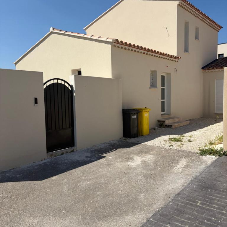 Villa 3 chambres avec piscine - Casa de 3 dormitorios - 3