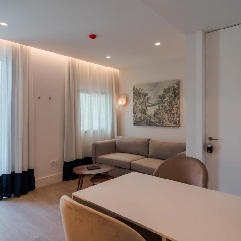 CISNES PALACE - Apartamento de 1 dormitorio con terraza - 10