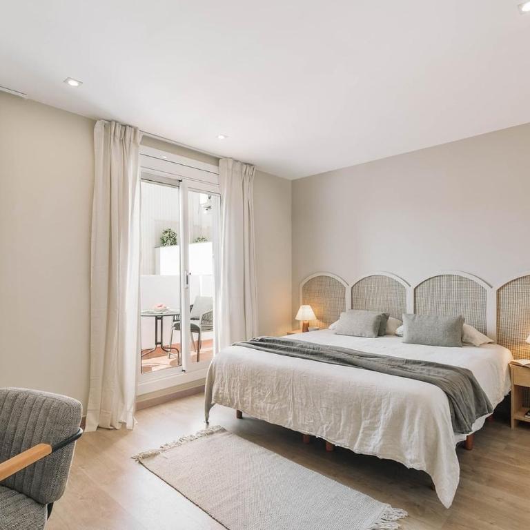 Spacest - Carrer del Comte Borrell A - Apartment - 24